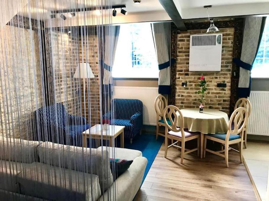 Charming Loft Near Old Town Apartment ทาลลินน์ ภายนอก รูปภาพ